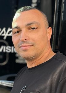 Carlos Kerchner headshot