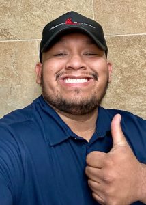 Juan Araujo headshot