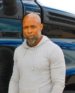 Mario Williams headshot